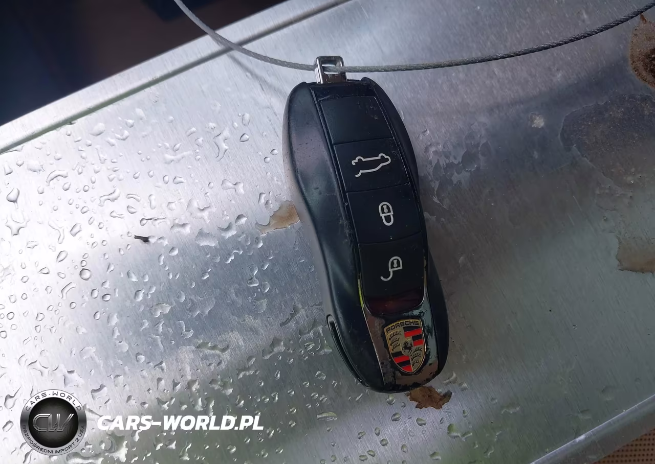 2016 Porsche Cayenne VIN:WP1AA2A29GLA11423 - 11
