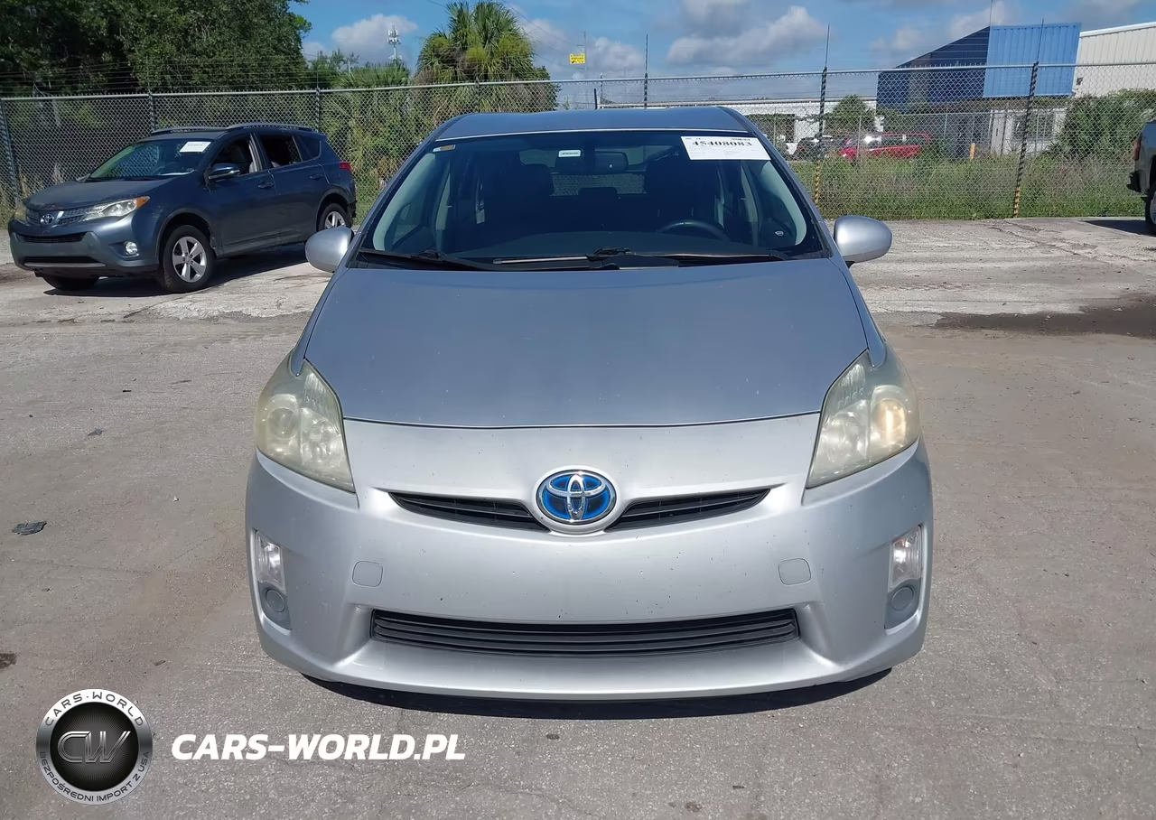 2011 Toyota Prius Four VIN:JTDKN3DU9B0305377 - 6