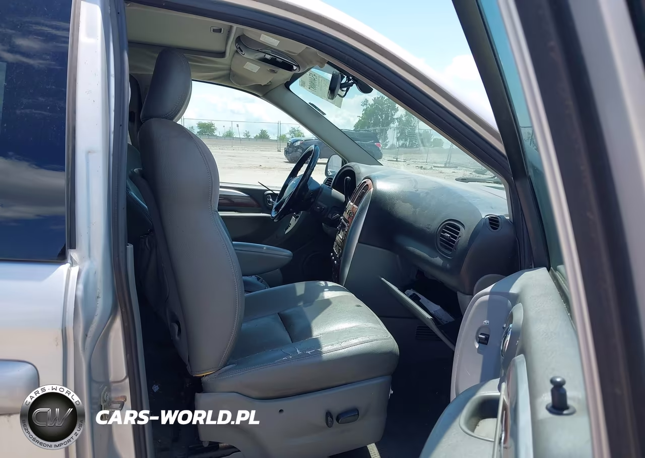 2007 Chrysler Town & Country Limited VIN:2A4GP64L37R210295 - 5
