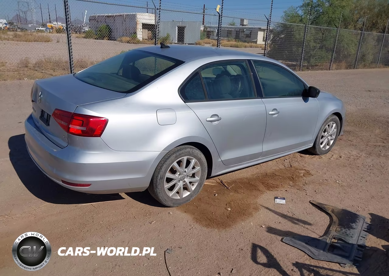 2015 Volkswagen Jetta 1.8T Se VIN:3VWD17AJ4FM341547 - 4
