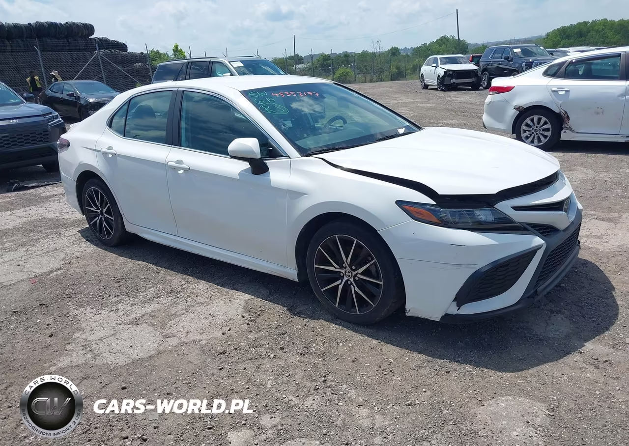 2021 Toyota Camry Se – zdjęcie 1 z 18