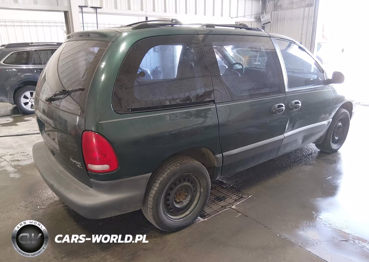 1999 Plymouth Voyager Se VIN:2P4GP45GXXR192689 - 4