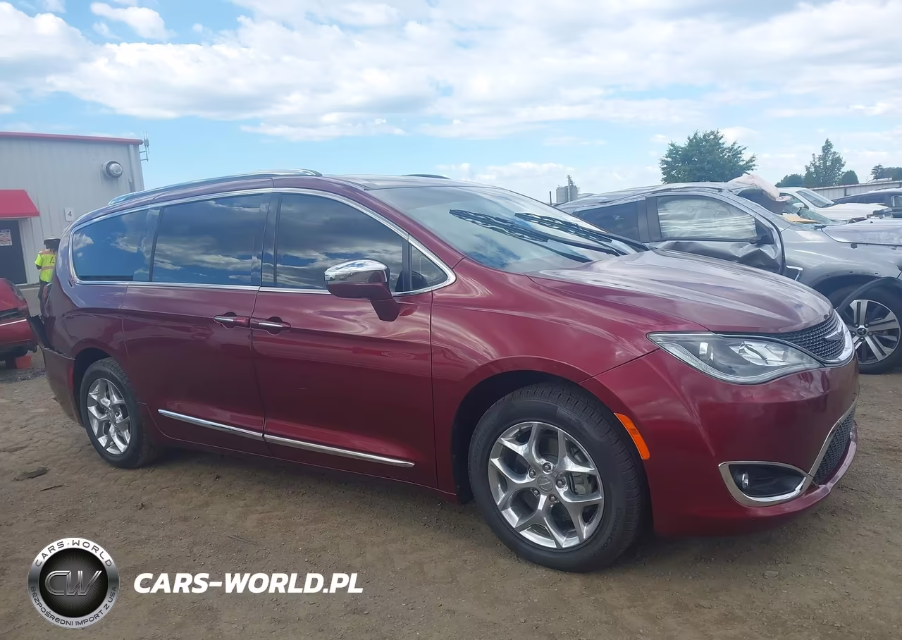 2018 CHRYSLER PACIFICA LIMITED VIN:2C4RC1GG1JR276055 - 13