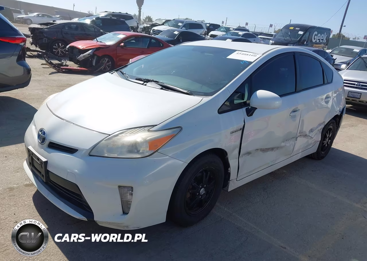 2015 Toyota Prius Two VIN:JTDKN3DU1F1997814 - 2