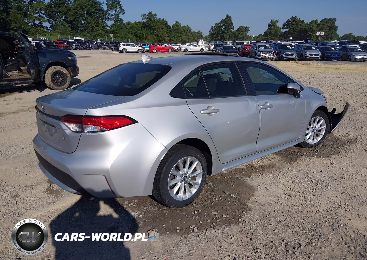 2020 Toyota Corolla Le VIN:JTDHPRAE5LJ041462 - 4