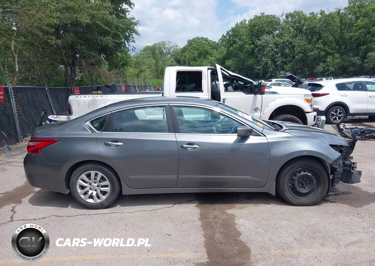 2017 Nissan Altima 2.5 S VIN:1N4AL3APXHC238866 - 14