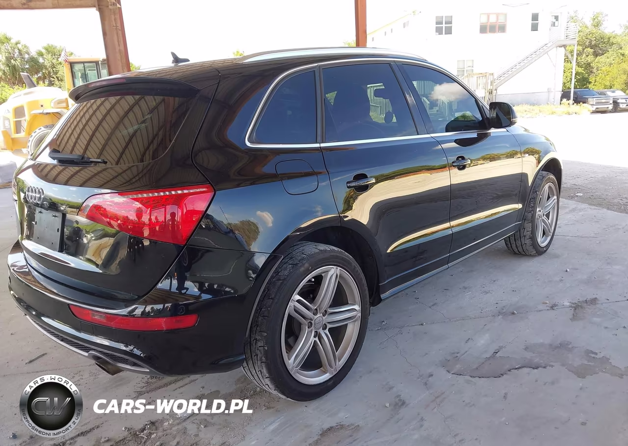 2010 Audi Q5 3.2 Premium VIN:WA1MKAFP2AA035439 - 4