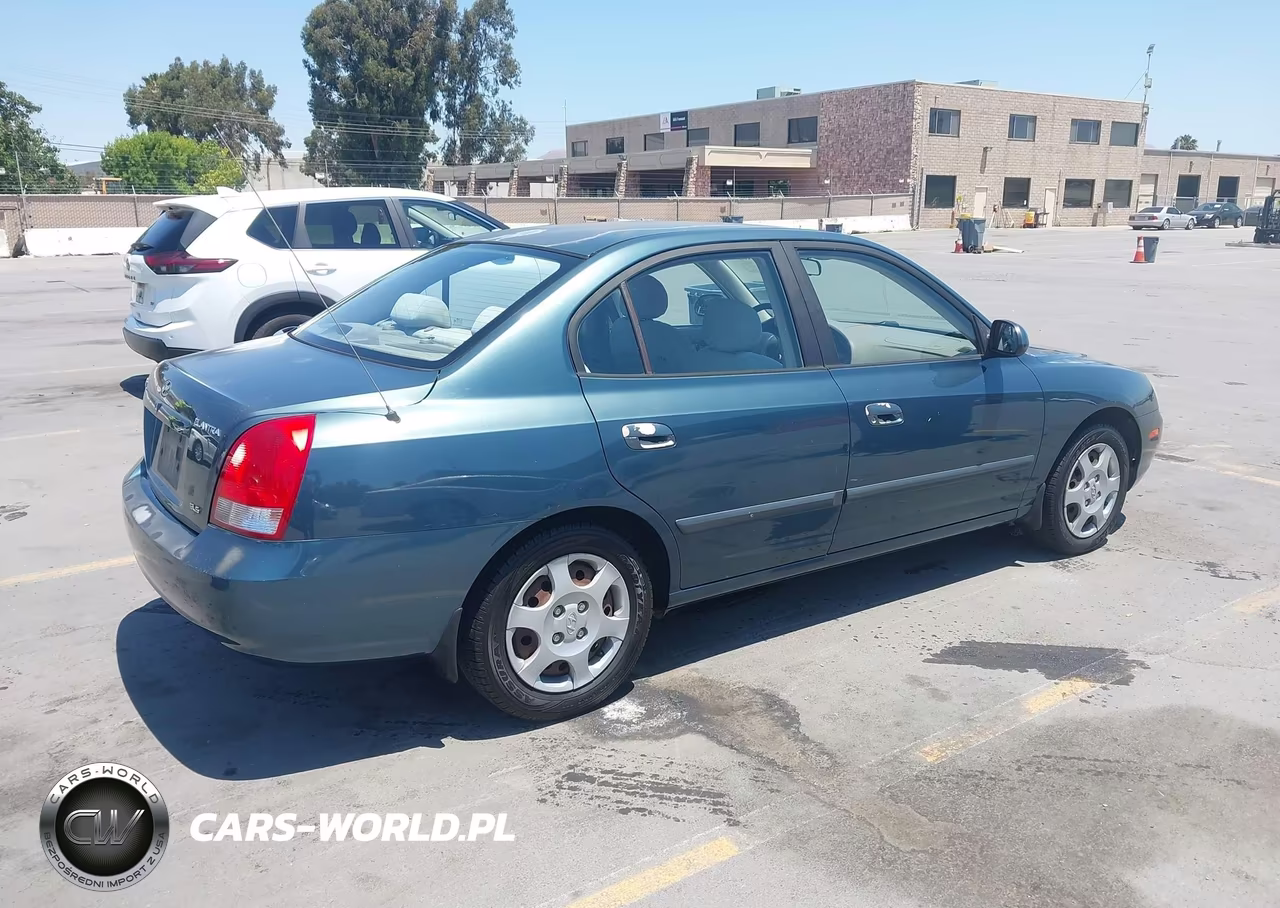 2002 Hyundai Elantra Gls VIN:KMHDN45D42U360563 - 4