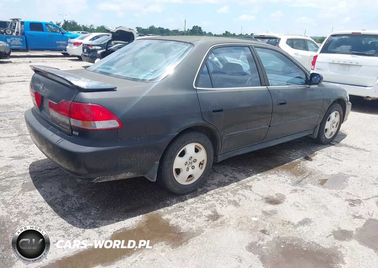 2001 Honda Accord 3.0 Ex VIN:1HGCG16511A086000 - 4