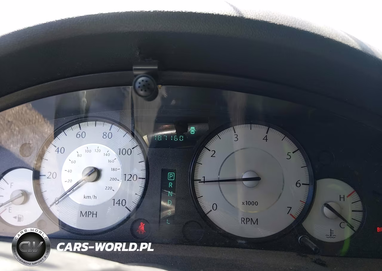 2008 Chrysler 300 Lx VIN:2C3KA43R98H192408 - 7