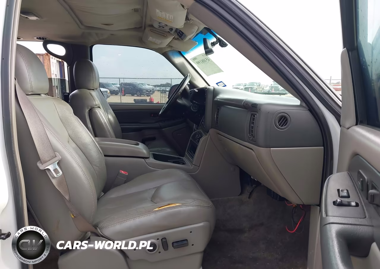 2003 Chevrolet Tahoe Z71 VIN:1GNEK13T23R207900 - 5