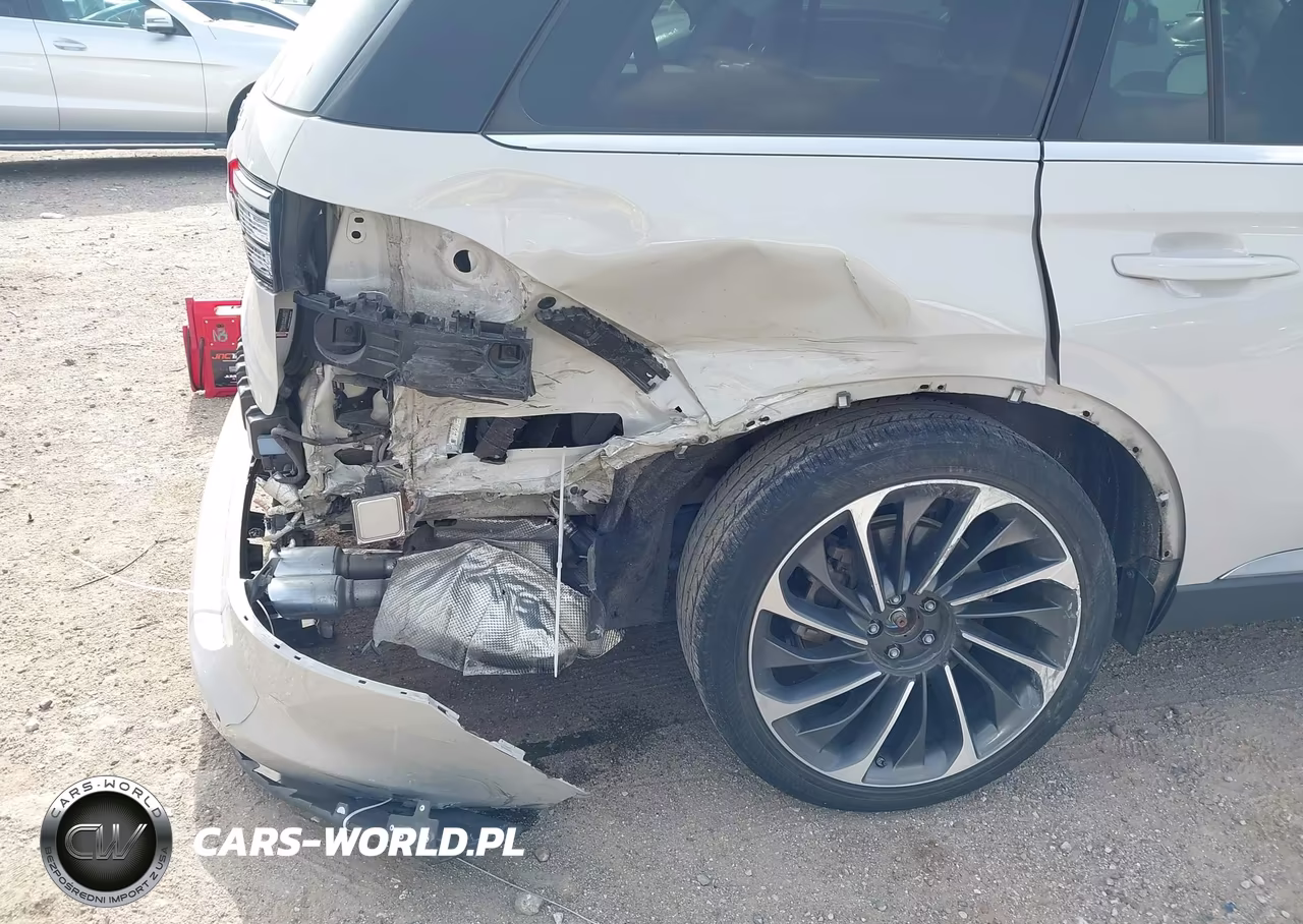 2020 Lincoln Aviator Reserve VIN:5LM5J7XC6LGL19967 - 6