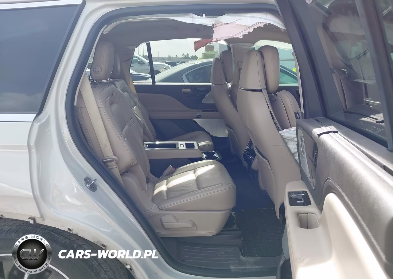 2020 Lincoln Aviator Reserve VIN:5LM5J7XC6LGL19967 - 8
