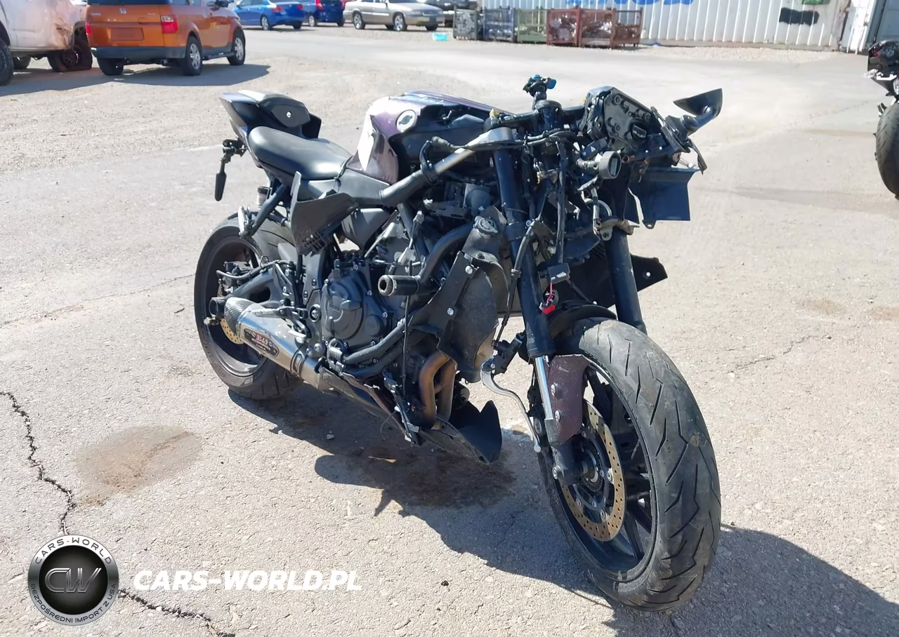 2022 Yamaha Yzfr7