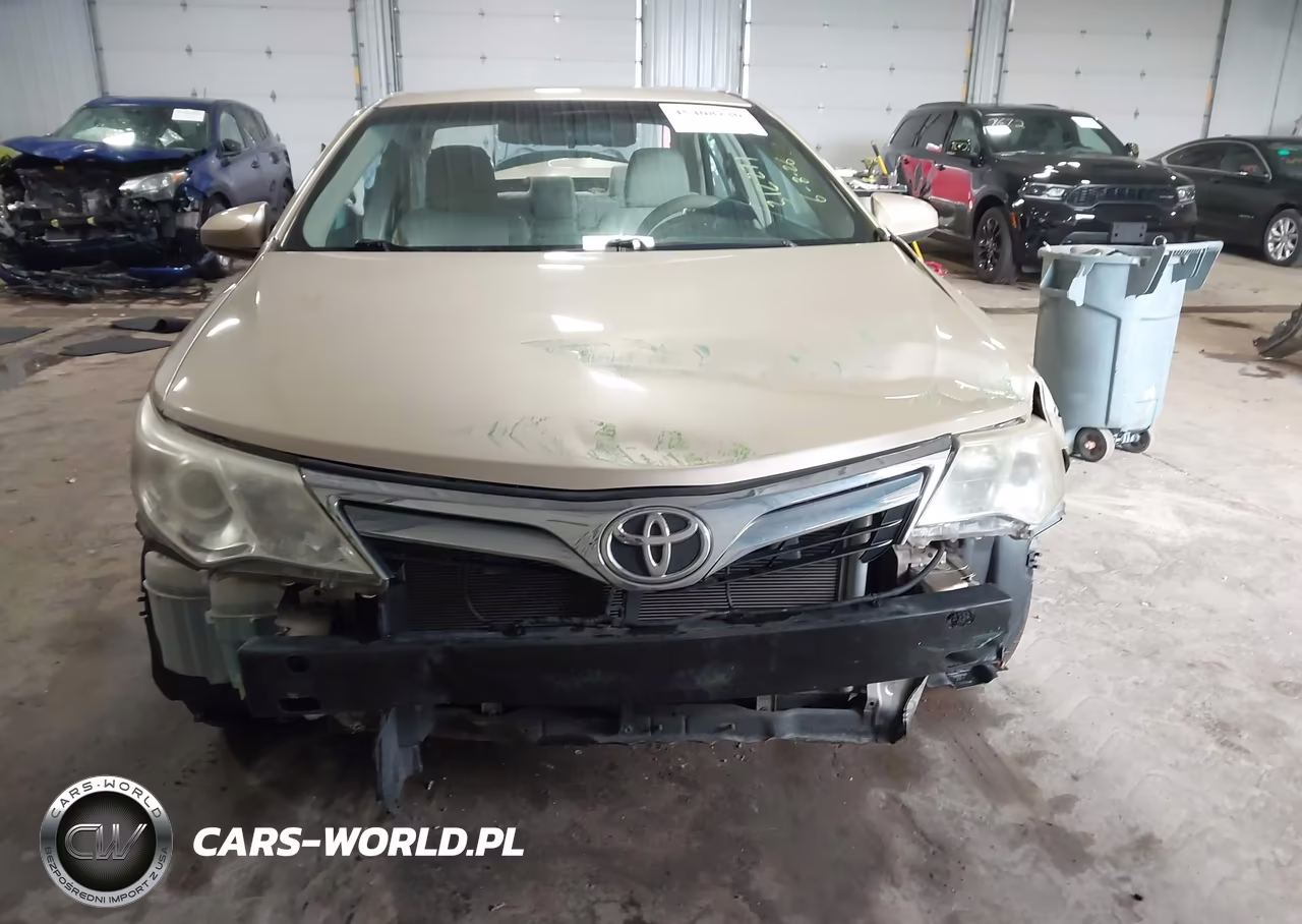 2012 Toyota Camry Le VIN:4T1BF1FK1CU090774 - 12