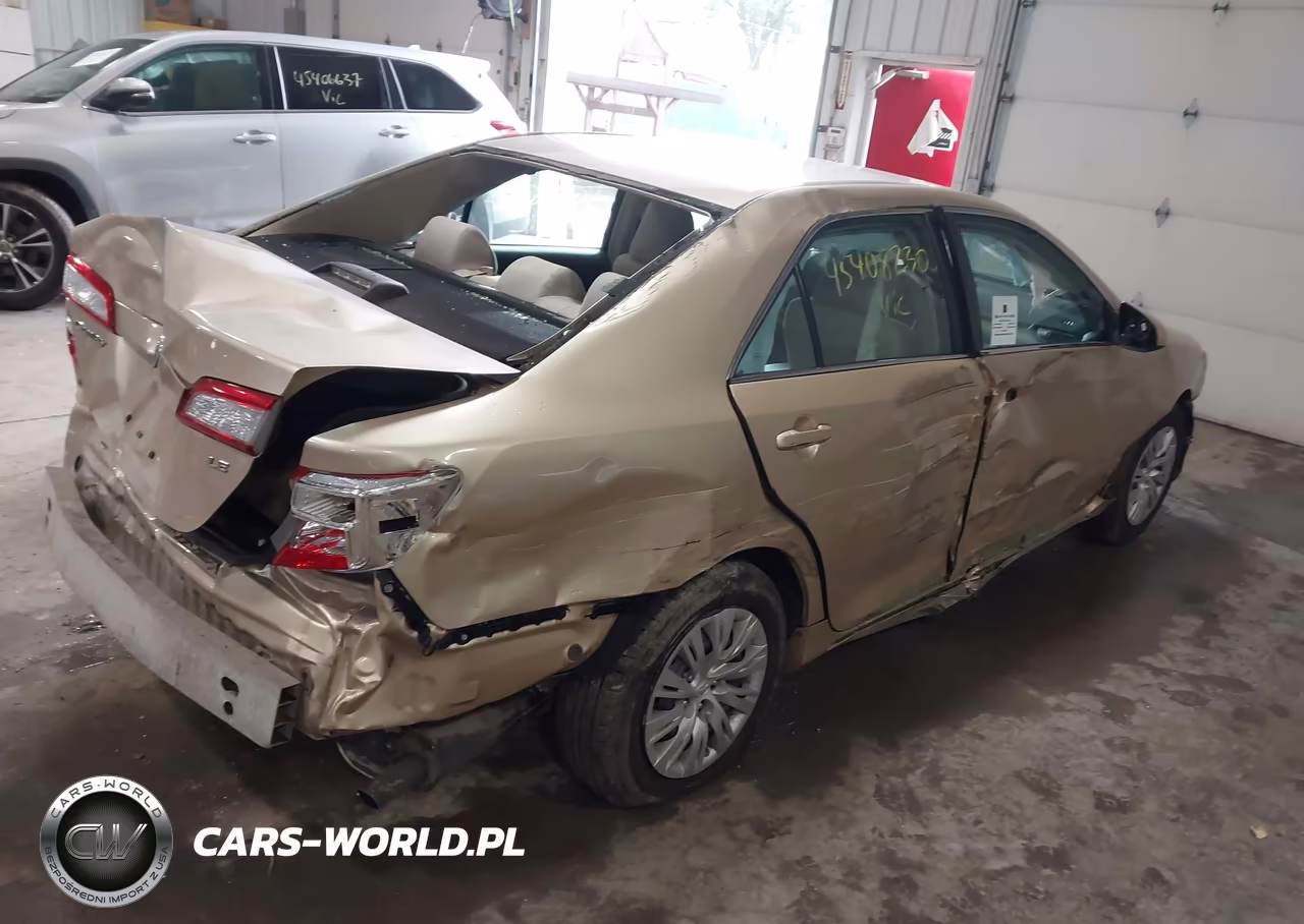 2012 Toyota Camry Le VIN:4T1BF1FK1CU090774 - 4