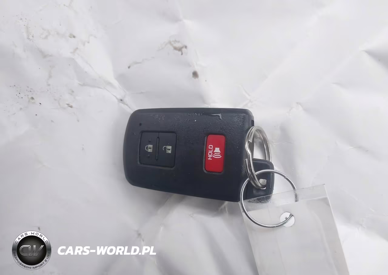 2012 Toyota Prius C Four VIN:JTDKDTB32C1006144 - 11