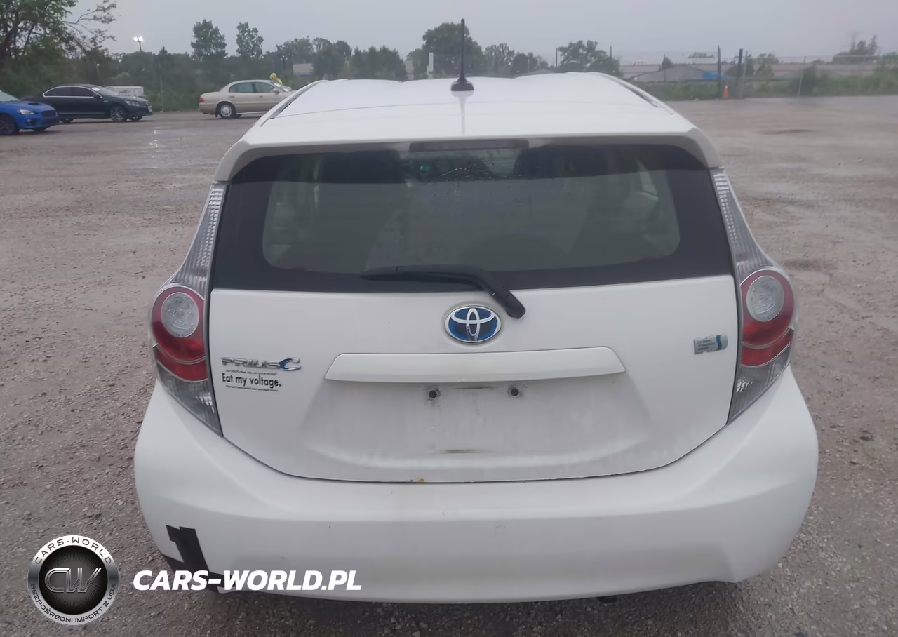 2012 Toyota Prius C Four VIN:JTDKDTB32C1006144 - 16