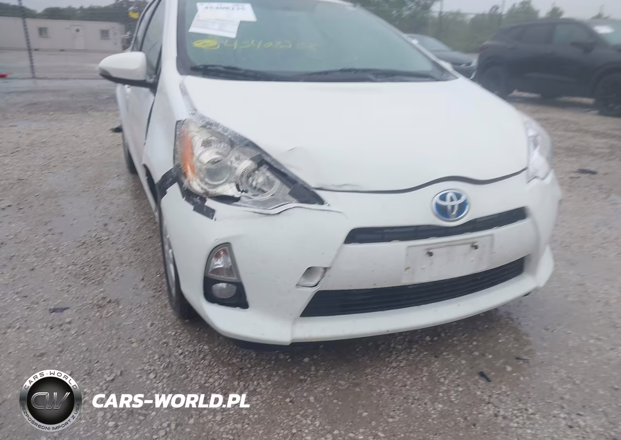 2012 Toyota Prius C Four VIN:JTDKDTB32C1006144 - 6