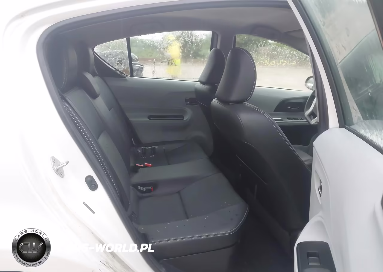 2012 Toyota Prius C Four VIN:JTDKDTB32C1006144 - 8