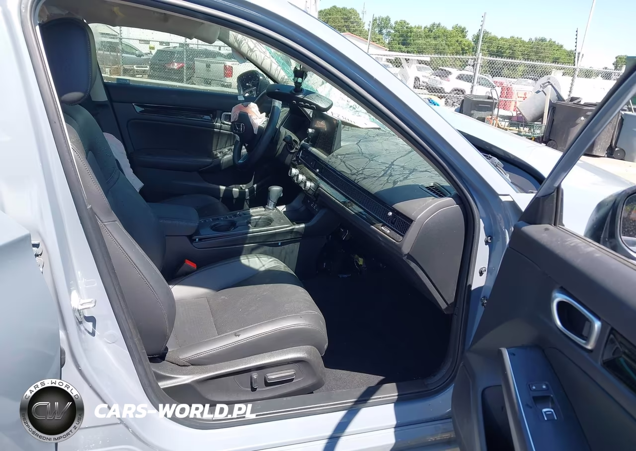 2024 Honda Civic Touring VIN:2HGFE1F90RH314863 - 5