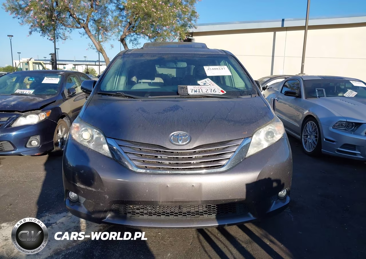 2017 Toyota Sienna Xle 8 Passenger VIN:5TDYZ3DC0HS797664 - 12