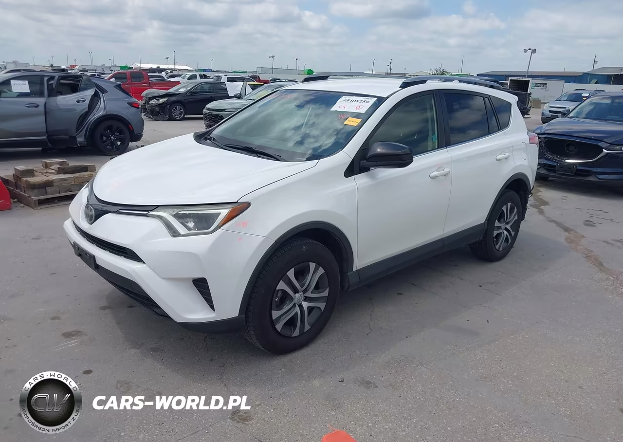 2018 Toyota Rav4 Le VIN:JTMZFREV3JJ211090 - 2