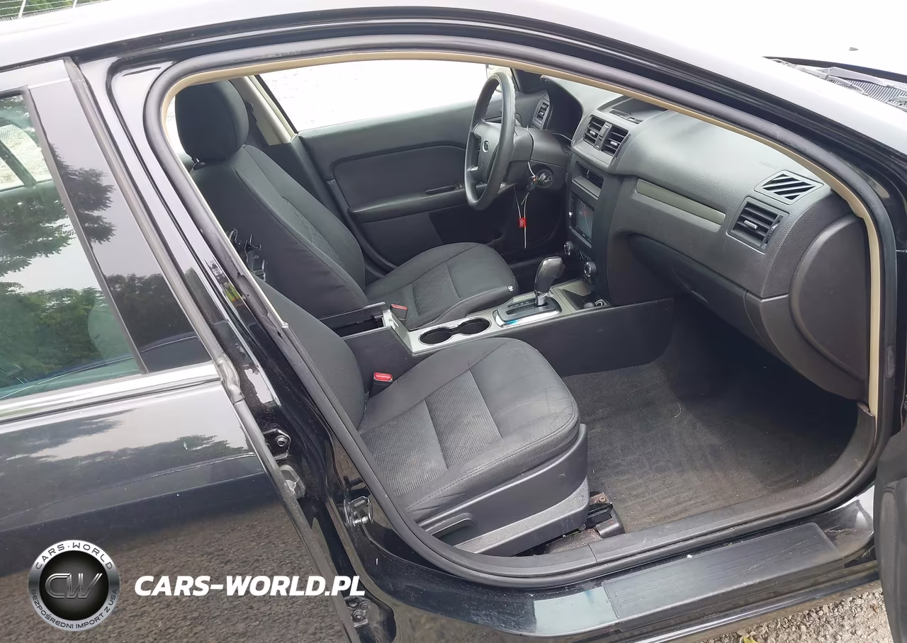 2012 Ford Fusion Se VIN:3FAHP0HA9CR276084 - 5