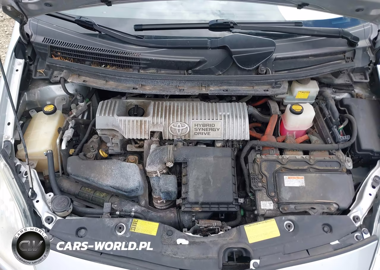 2013 Toyota Prius Two VIN:JTDKN3DU5D5564907 - 10