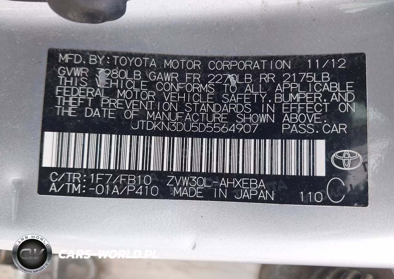 2013 Toyota Prius Two VIN:JTDKN3DU5D5564907 - 9