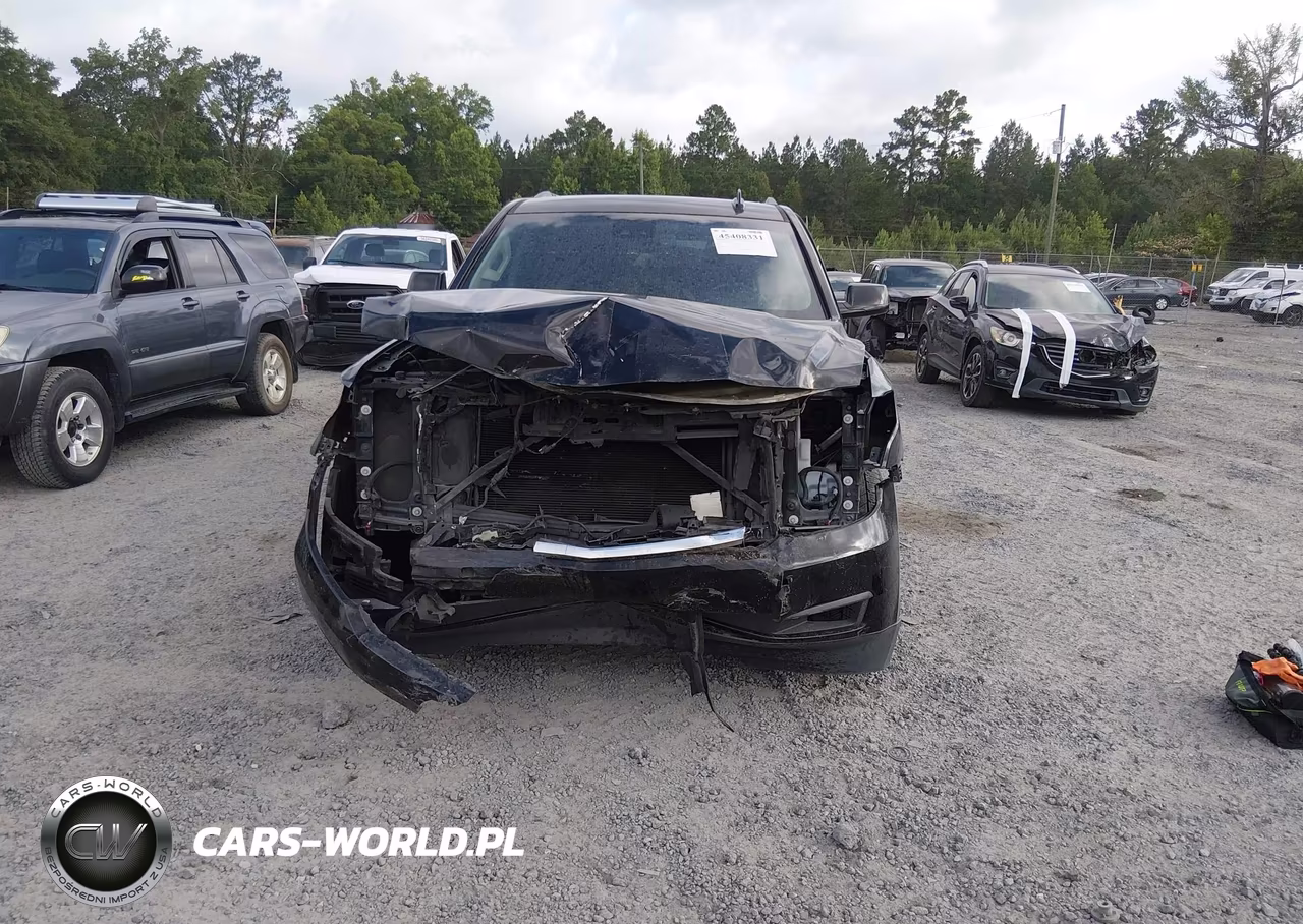 2018 Chevrolet Suburban Lt VIN:1GNSCHKC0JR314581 - 13