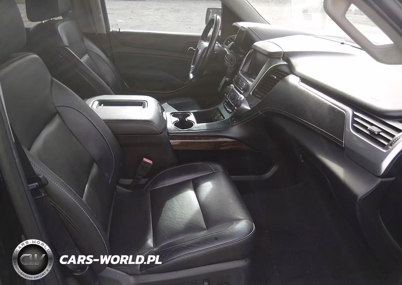 2018 Chevrolet Suburban Lt VIN:1GNSCHKC0JR314581 - 5