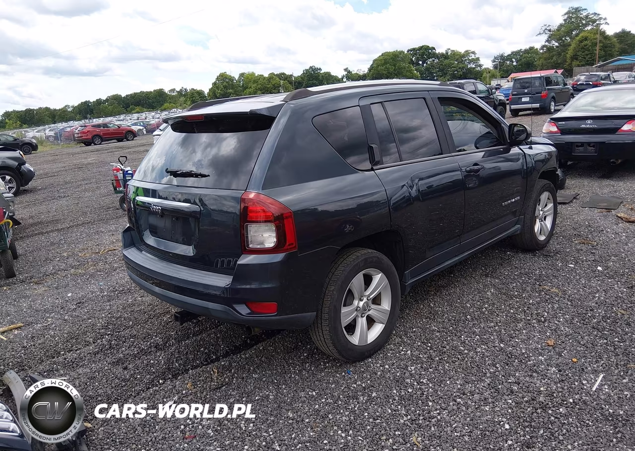 2014 Jeep Compass Sport VIN:1C4NJCBB3ED894370 - 4