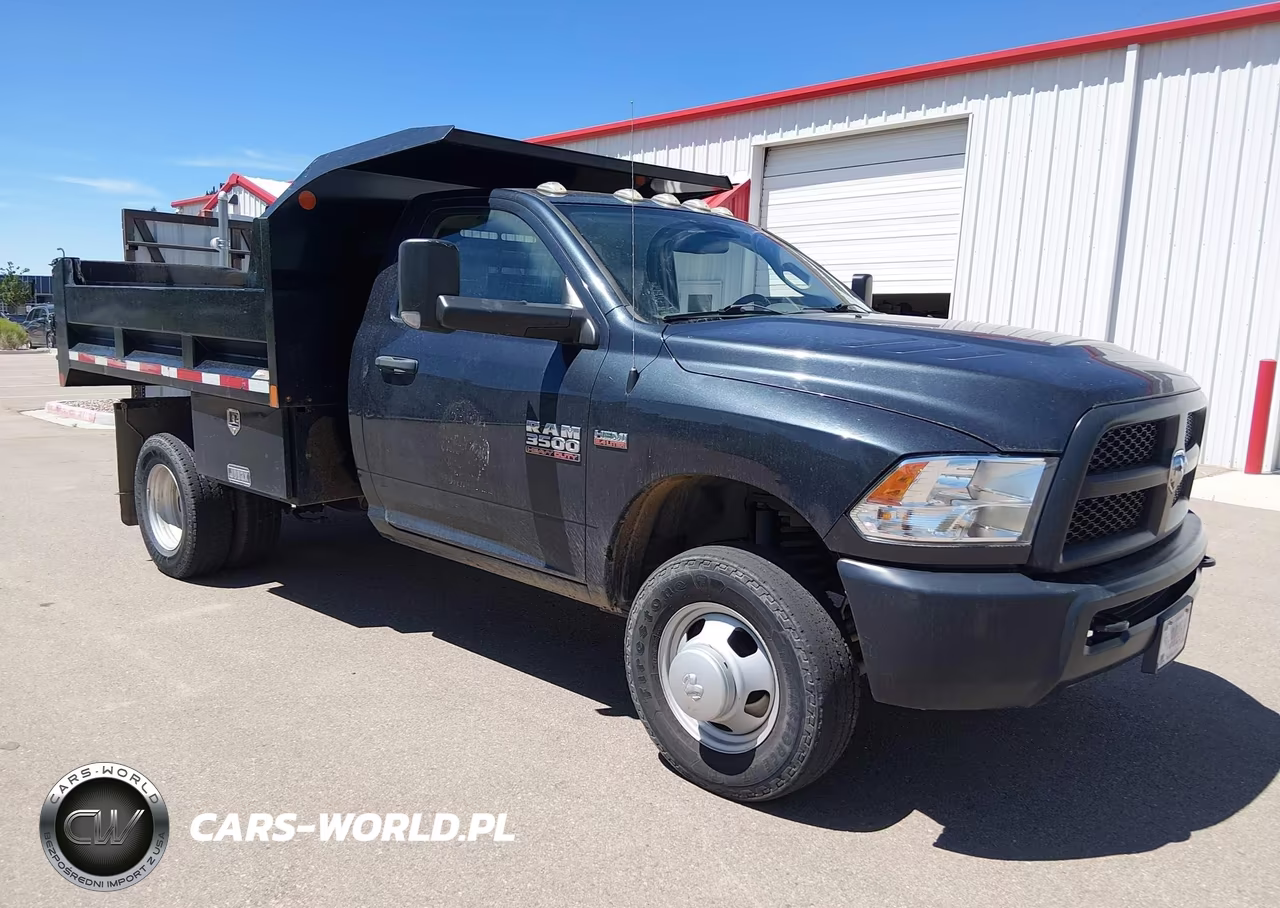 2018 Ram 3500 Chassis Tradesman-Slt