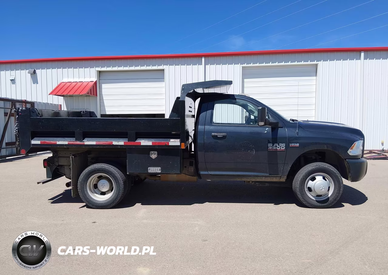 2018 Ram 3500 Chassis Tradesman-Slt VIN:3C7WRTAJ5JG300349 - 18