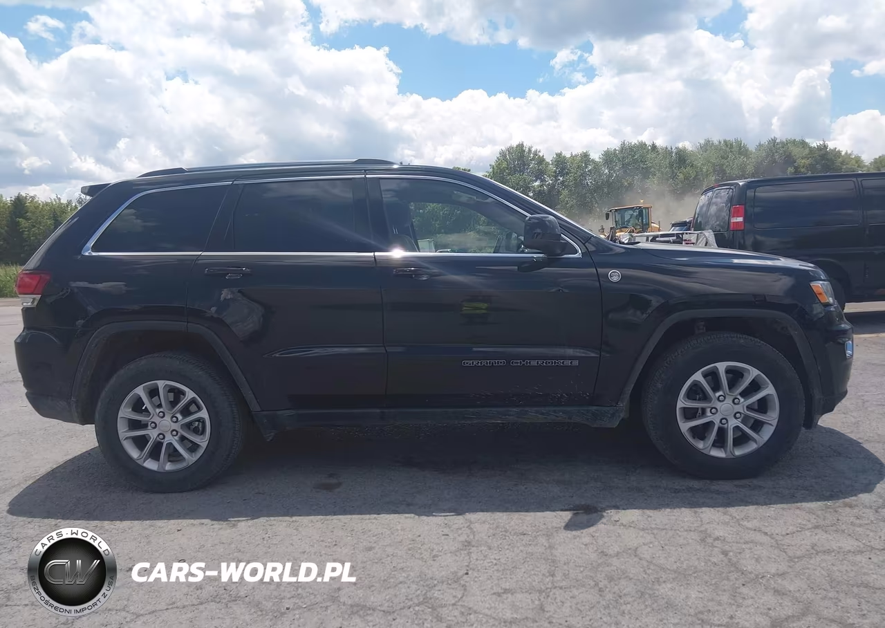 2021 Jeep Grand Cherokee Laredo E 4X4 VIN:1C4RJFAG9MC699488 - 16