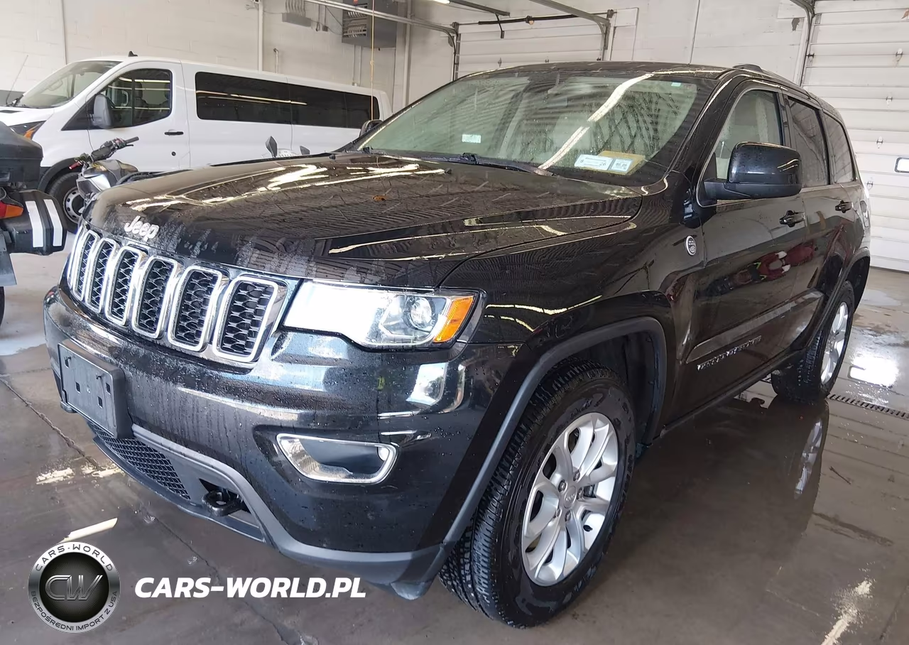 2021 Jeep Grand Cherokee Laredo E 4X4 VIN:1C4RJFAG9MC699488 - 2