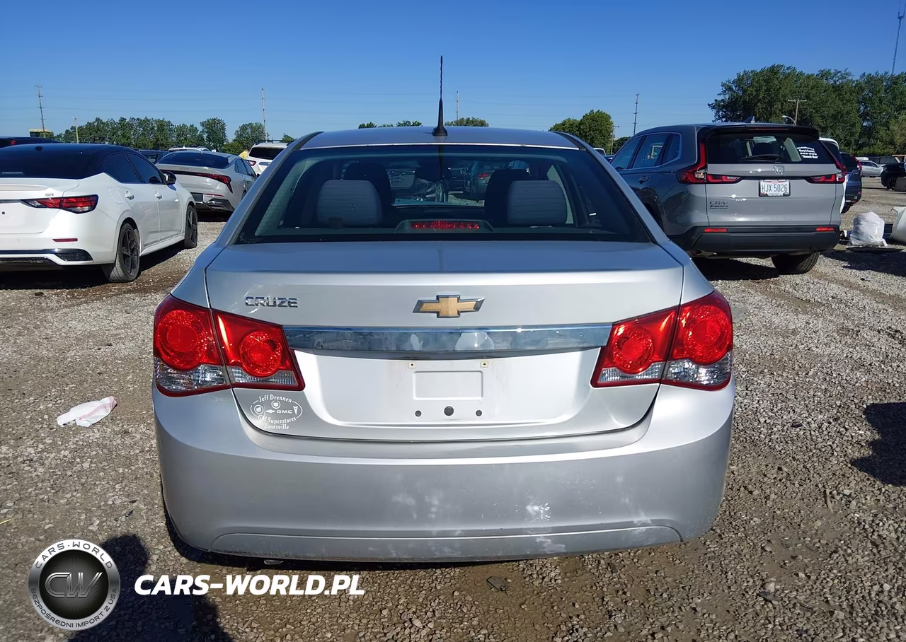 2012 Chevrolet Cruze Ls VIN:1G1PC5SH7C7352809 - 16