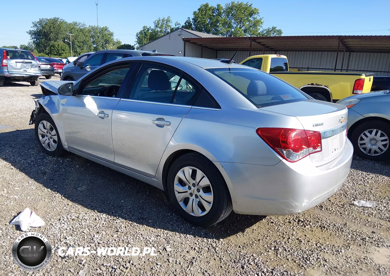 2012 Chevrolet Cruze Ls VIN:1G1PC5SH7C7352809 - 3