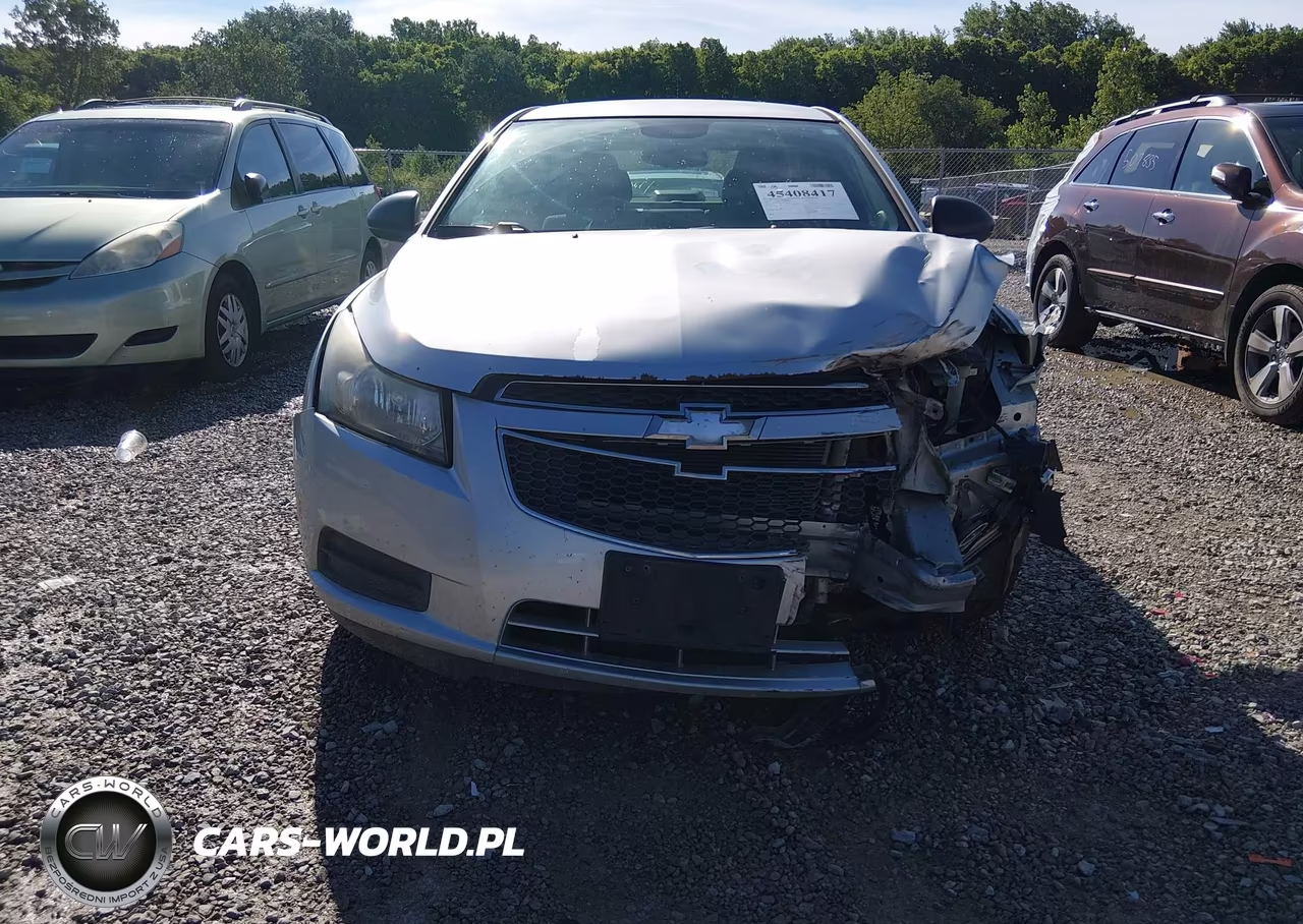 2012 Chevrolet Cruze Ls VIN:1G1PC5SH7C7352809 - 6
