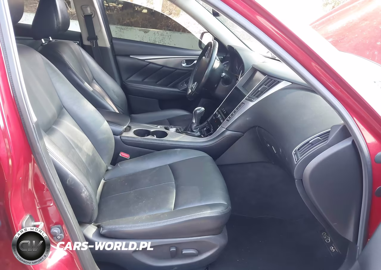 2015 Infiniti Q50 Premium VIN:JN1BV7ARXFM418053 - 5