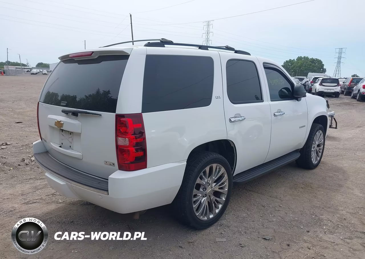 2012 Chevrolet Tahoe Ltz VIN:1GNSKCE09CR212108 - 4