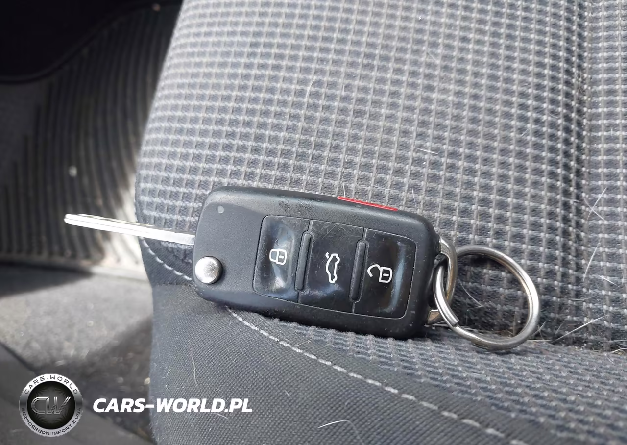2012 Volkswagen Golf 2.5L 2-Door VIN:WVWBB7AJ0CW274495 - 11