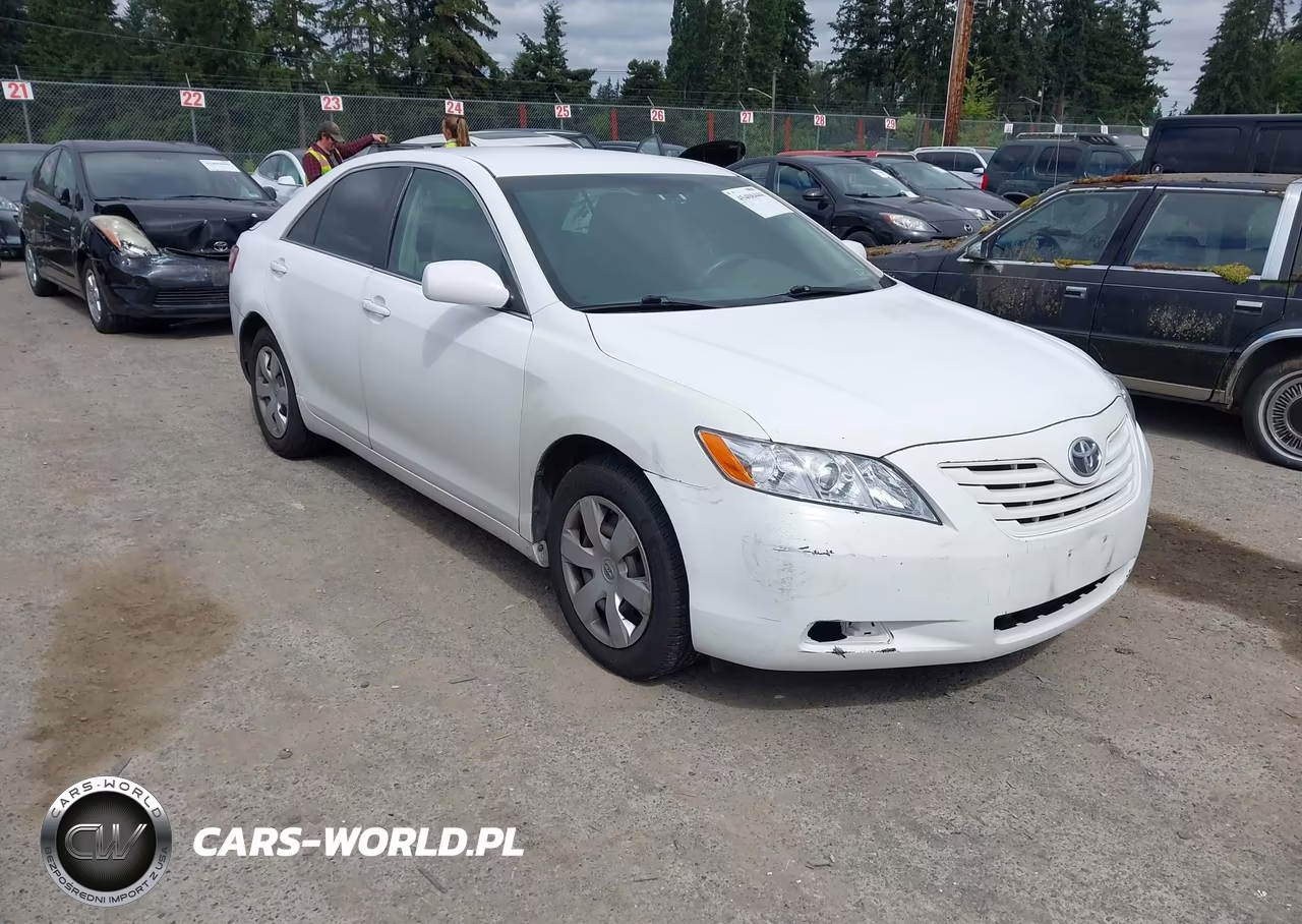 2008 Toyota Camry Le – zdjęcie 1 z 13