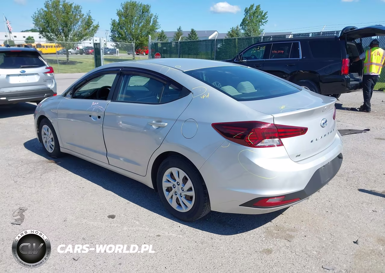 2019 Hyundai Elantra Se VIN:5NPD74LF6KH419254 - 3
