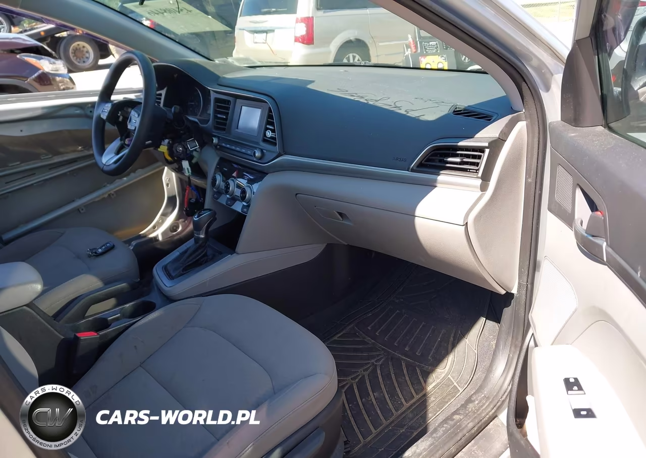 2019 Hyundai Elantra Se VIN:5NPD74LF6KH419254 - 5