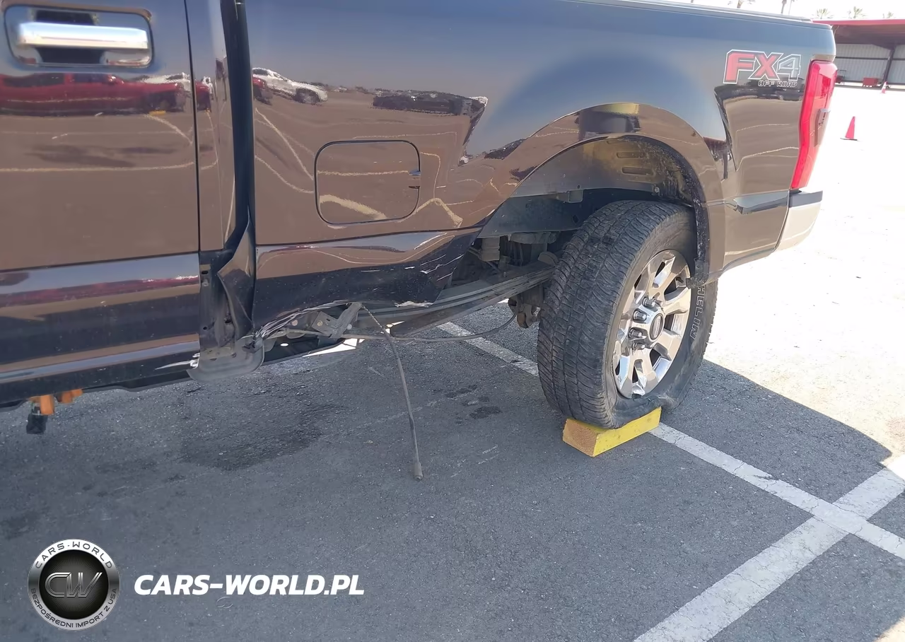 2018 Ford F-250 King Ranch-Lariat-Limited-Platinum-Xl-Xlt VIN:1FT7W2BT7JEB20723 - 14