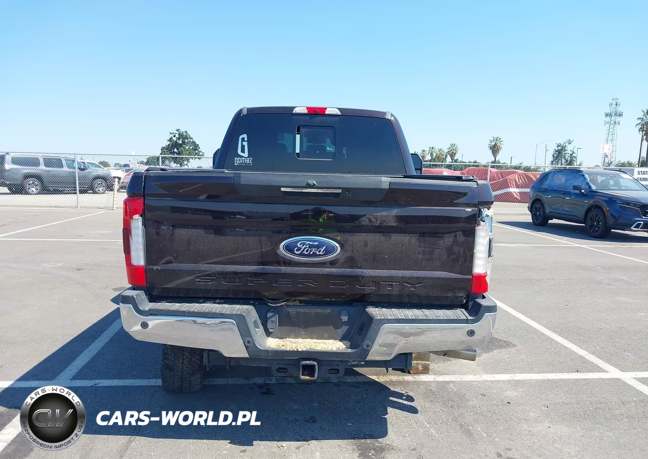 2018 Ford F-250 King Ranch-Lariat-Limited-Platinum-Xl-Xlt VIN:1FT7W2BT7JEB20723 - 22