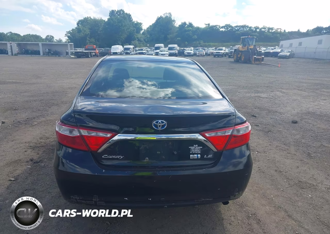 2015 Toyota Camry Hybrid Le VIN:4T1BD1FK5FU149240 - 16