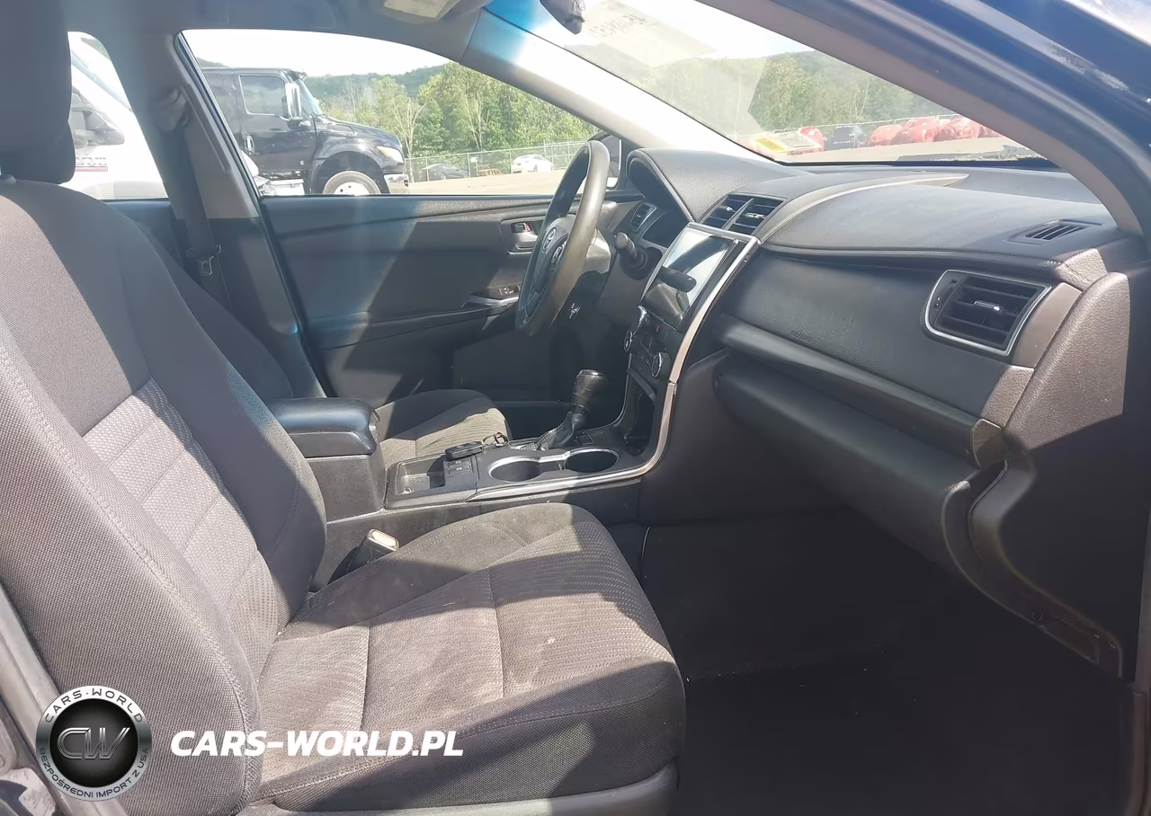 2015 Toyota Camry Hybrid Le VIN:4T1BD1FK5FU149240 - 5
